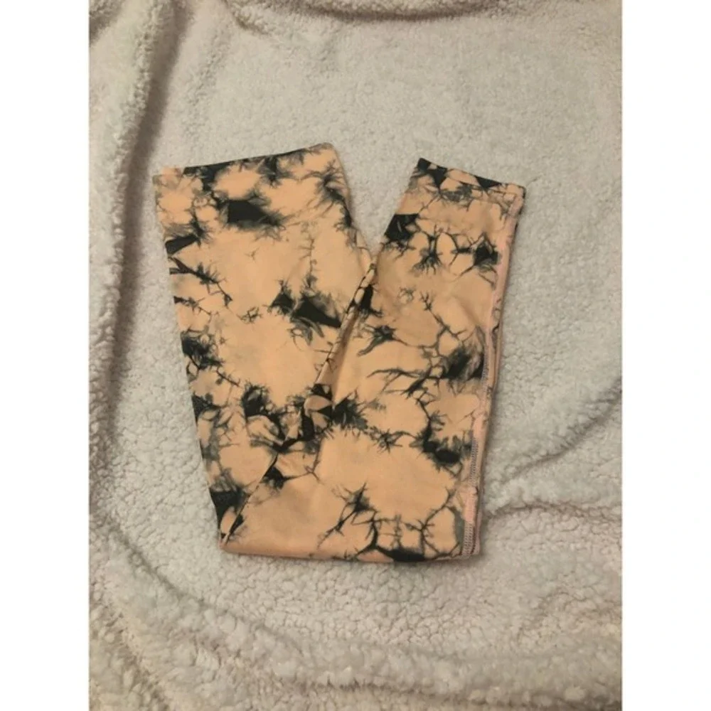 NEW PEACH AND BLACK TIE DYE LEGGINGS L - Picture 1 of 4